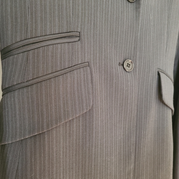 BCBG MAXAZRIA Blazer and skirt - Picture 4 of 7